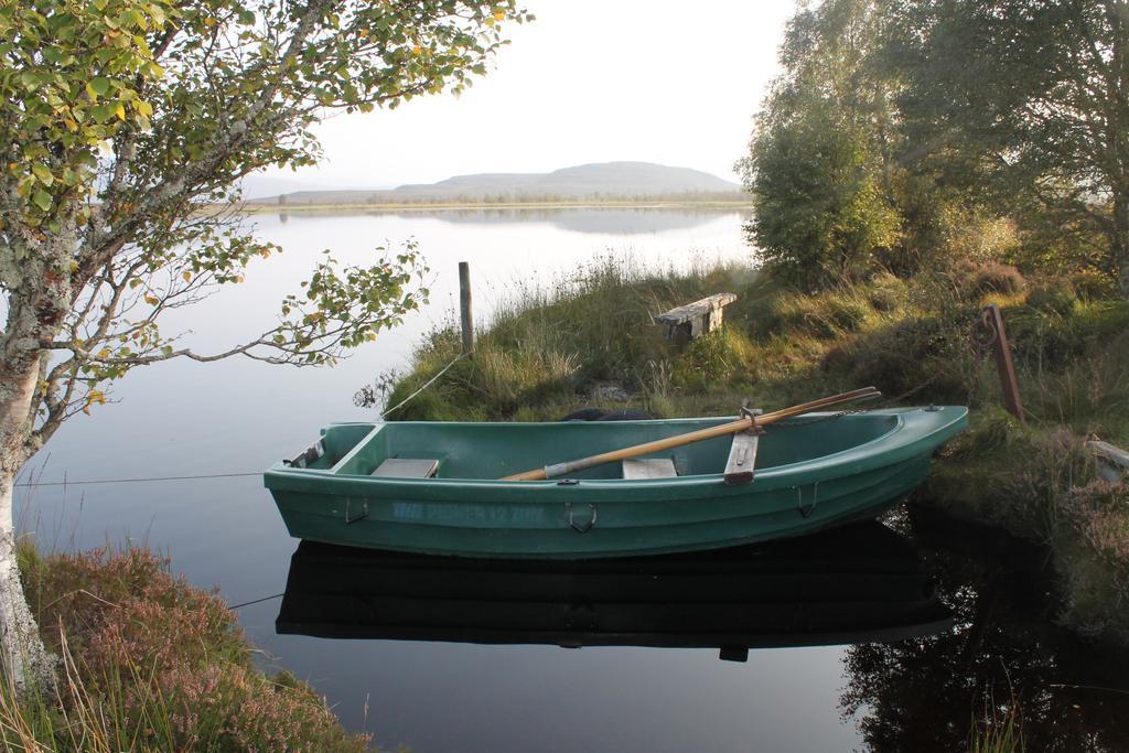 Ach-Na-Sidhe Bed and Breakfast Dores Exteriör bild